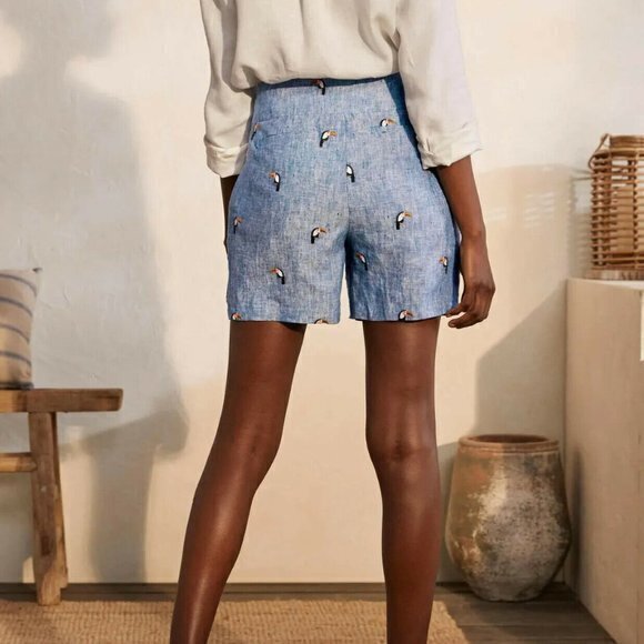 Boden 100% Linen Hornsea Linen Shorts Chambray with Toucans Womens Size 2 Blue - Picture 4 of 9
